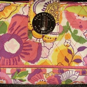 Immaculate Vera Wallet